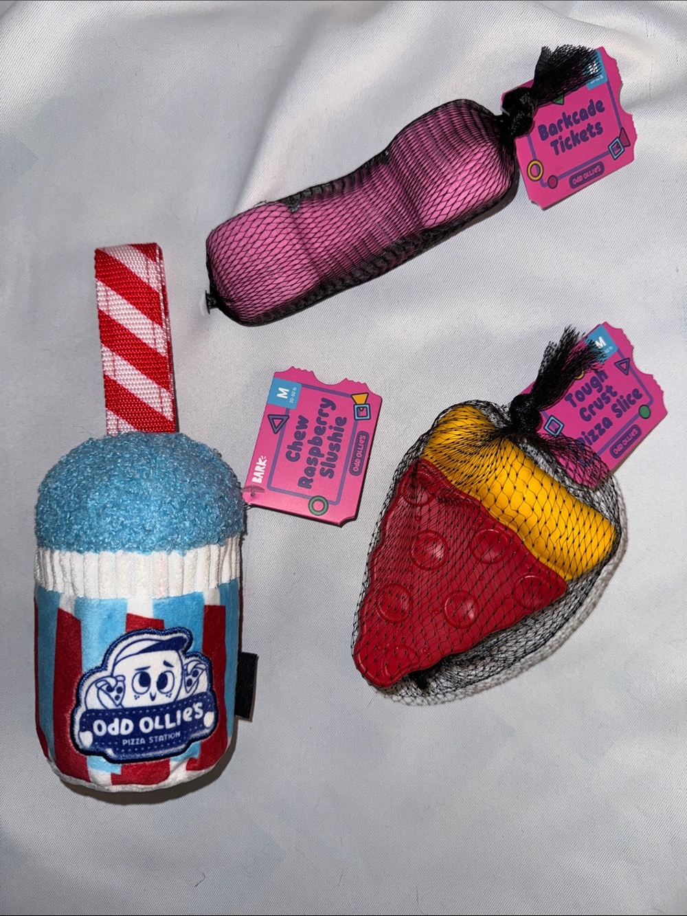 Odd Ollie's Movie Set of Tickets, Pizza & Drink Dog Toy Bundle, Size Medium, NEW